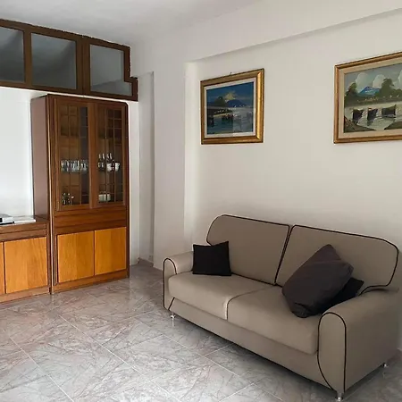 Tiche Apartment